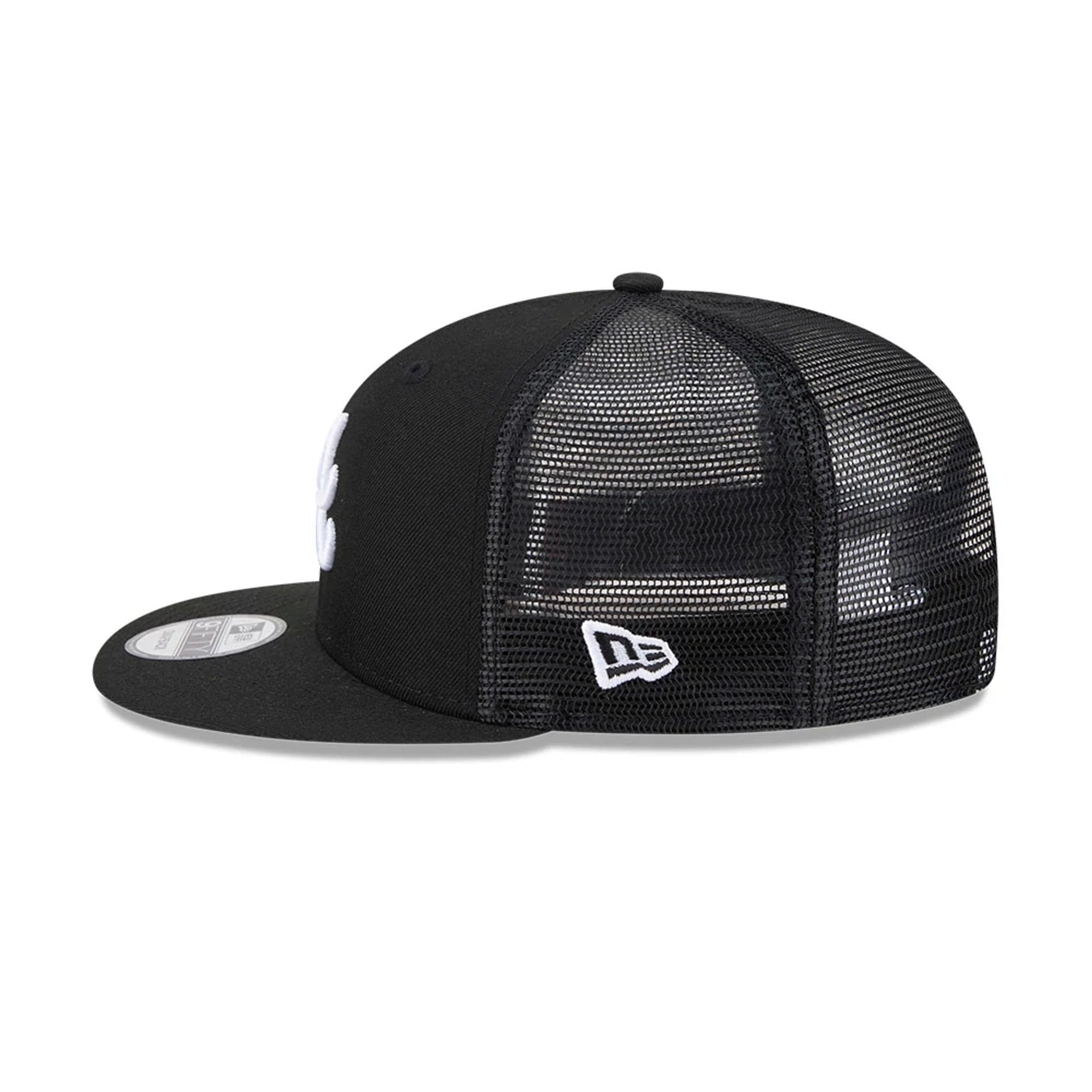 Atlanta Braves MLB Evergreen Black 9FIFTY Trucker Adjustable Cap - Image 6