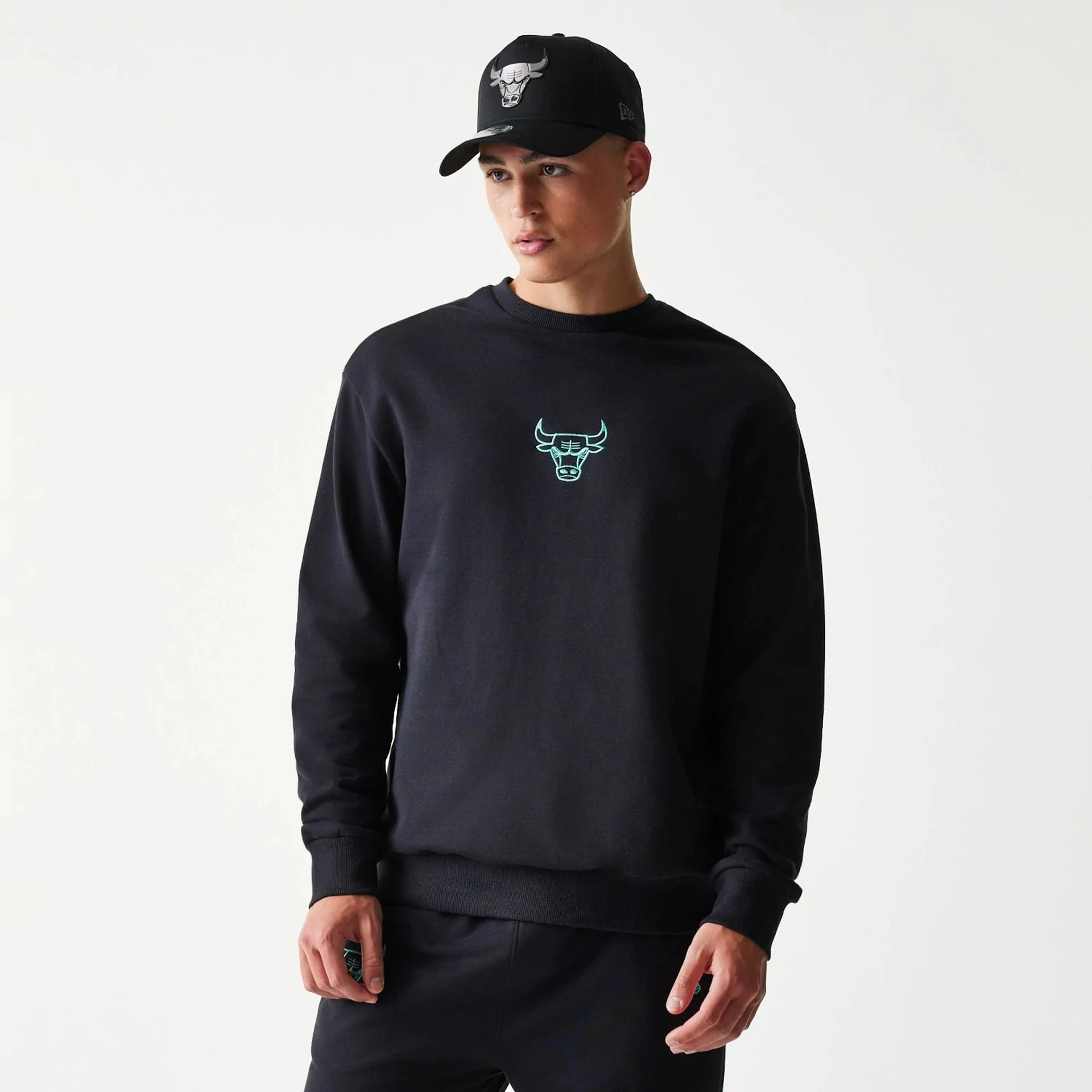 Chicago Bulls NBA Black Oversized Crew Neck Sweater