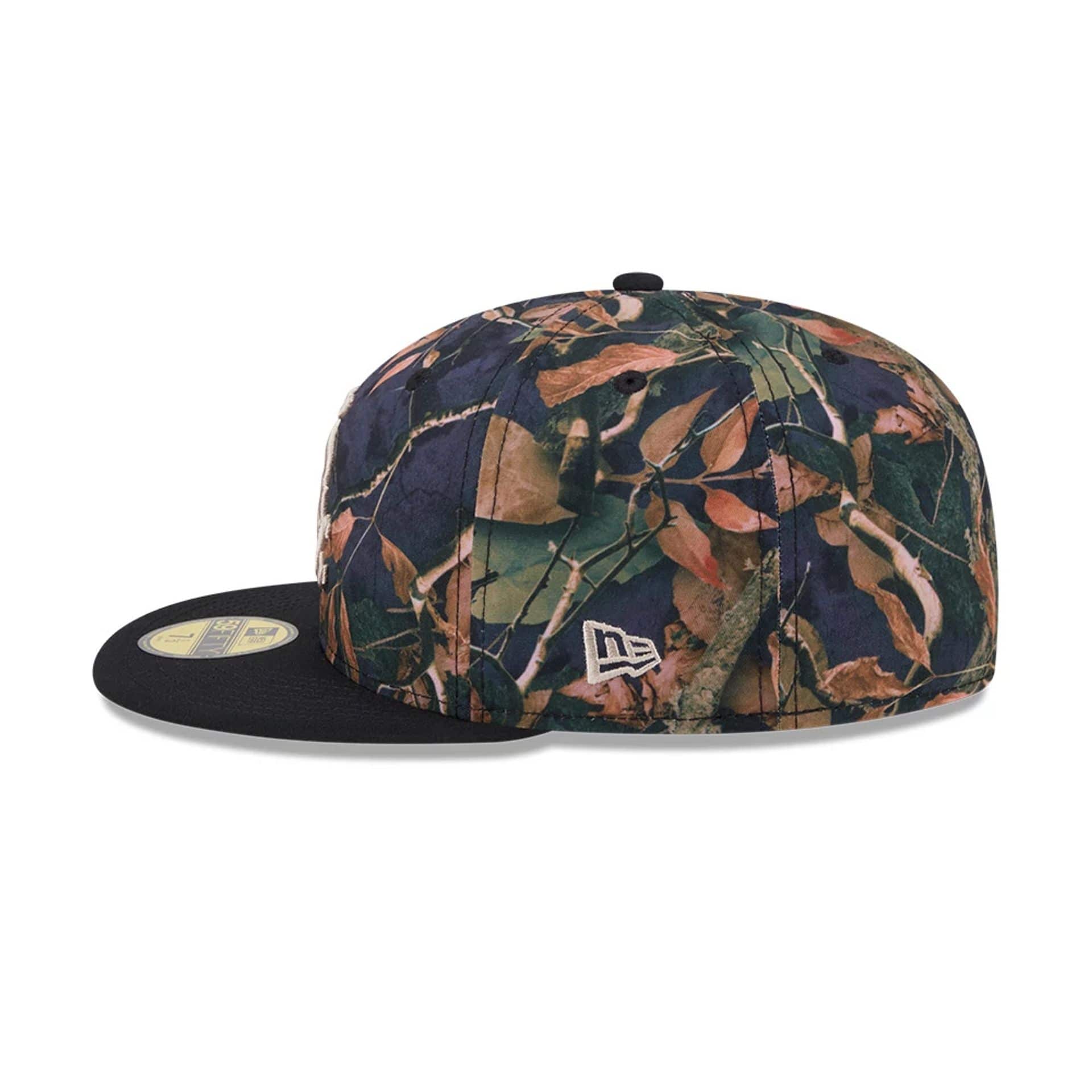 Chicago White Sox MLB Leaves Black 59FIFTY Fitted Cap - Image 6