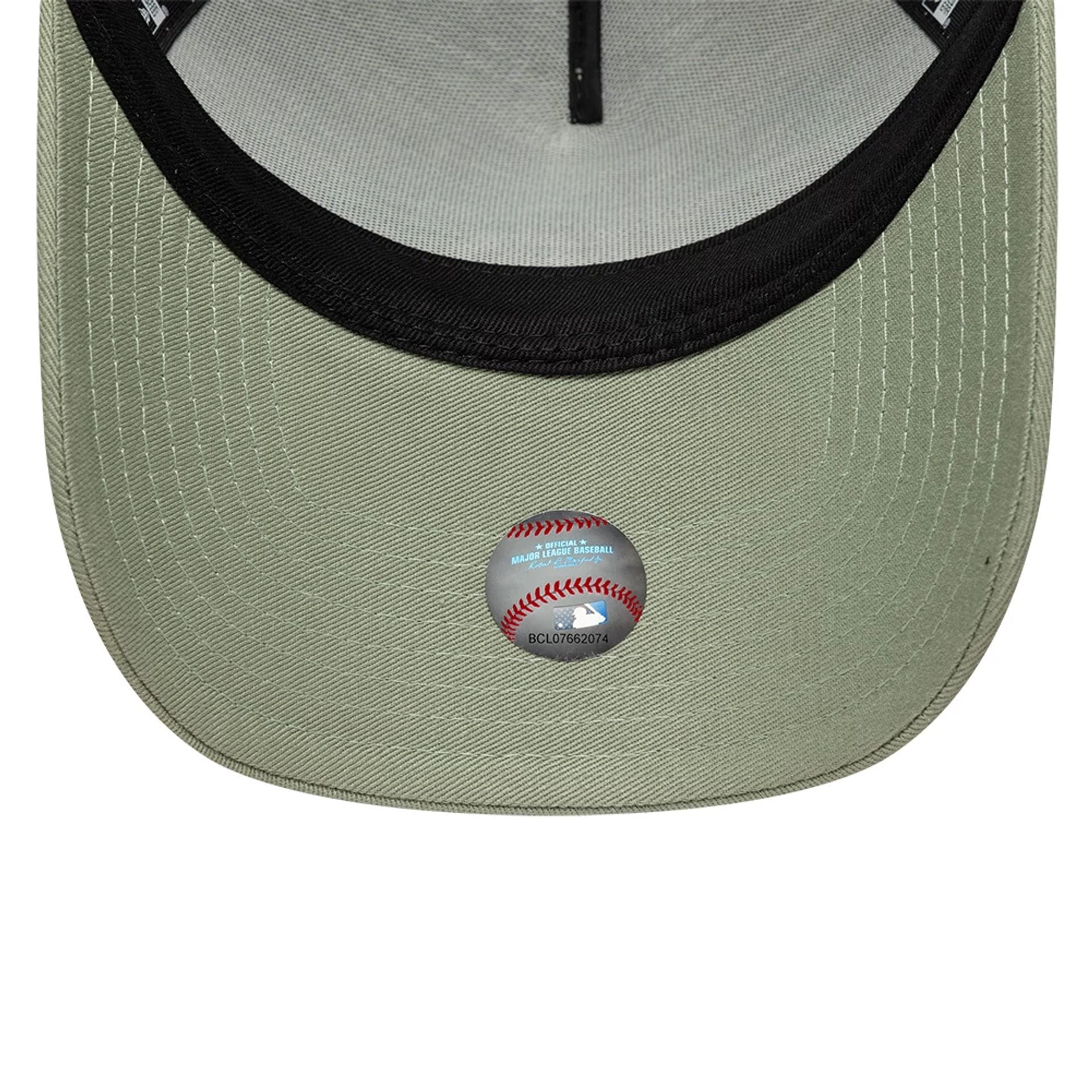 LA Dodgers MLB Outline Pastel Green 9FORTY E-Frame Trucker Adjustable Cap - Image 5