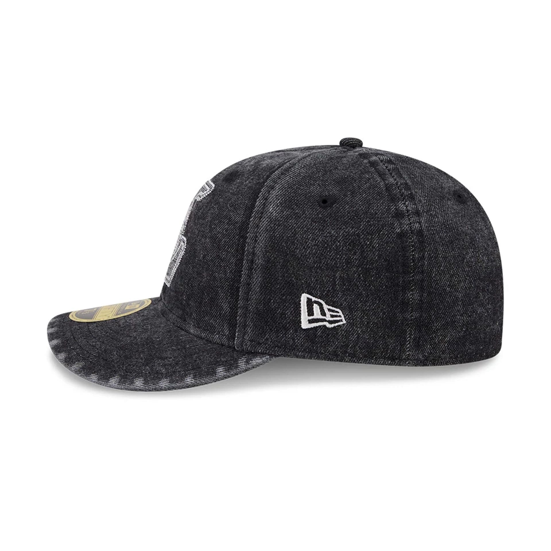 LA Lakers NBA 59FIFTY Day Black Low Profile 59FIFTY Fitted Cap - Image 5