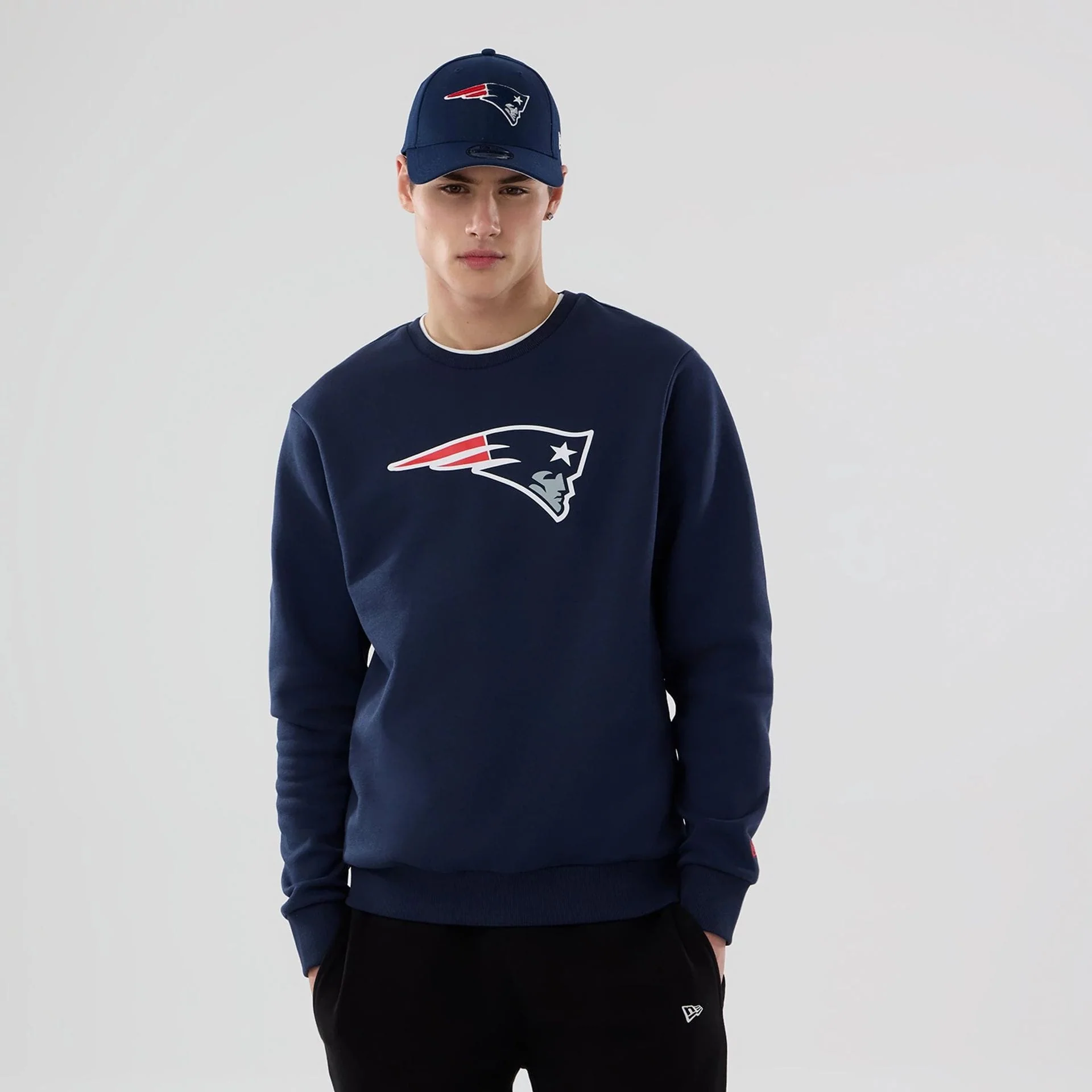 New England Patriots NFL Dark Blue Crew Neck Sweater