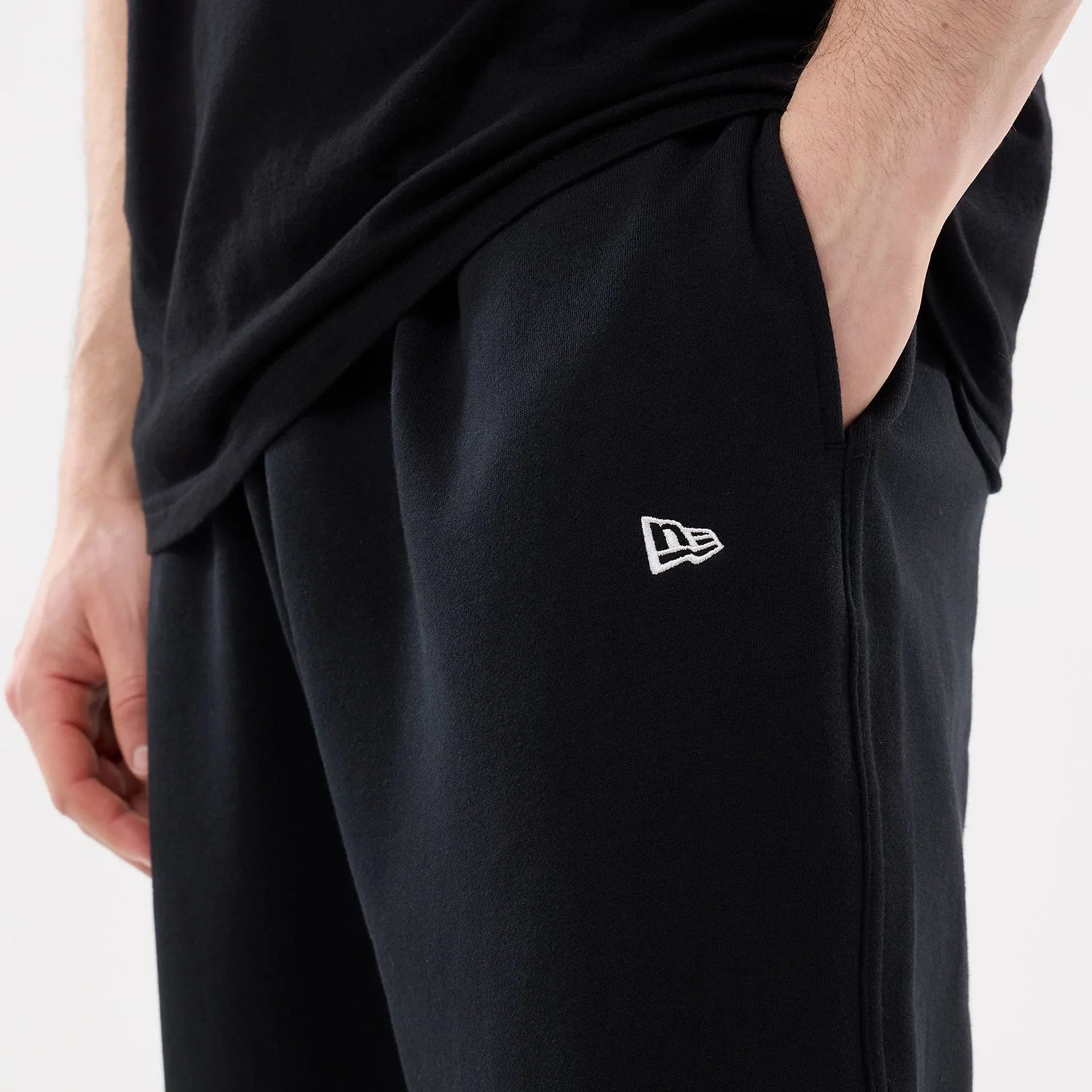 New Era Black Straight Legged Joggers - Image 6