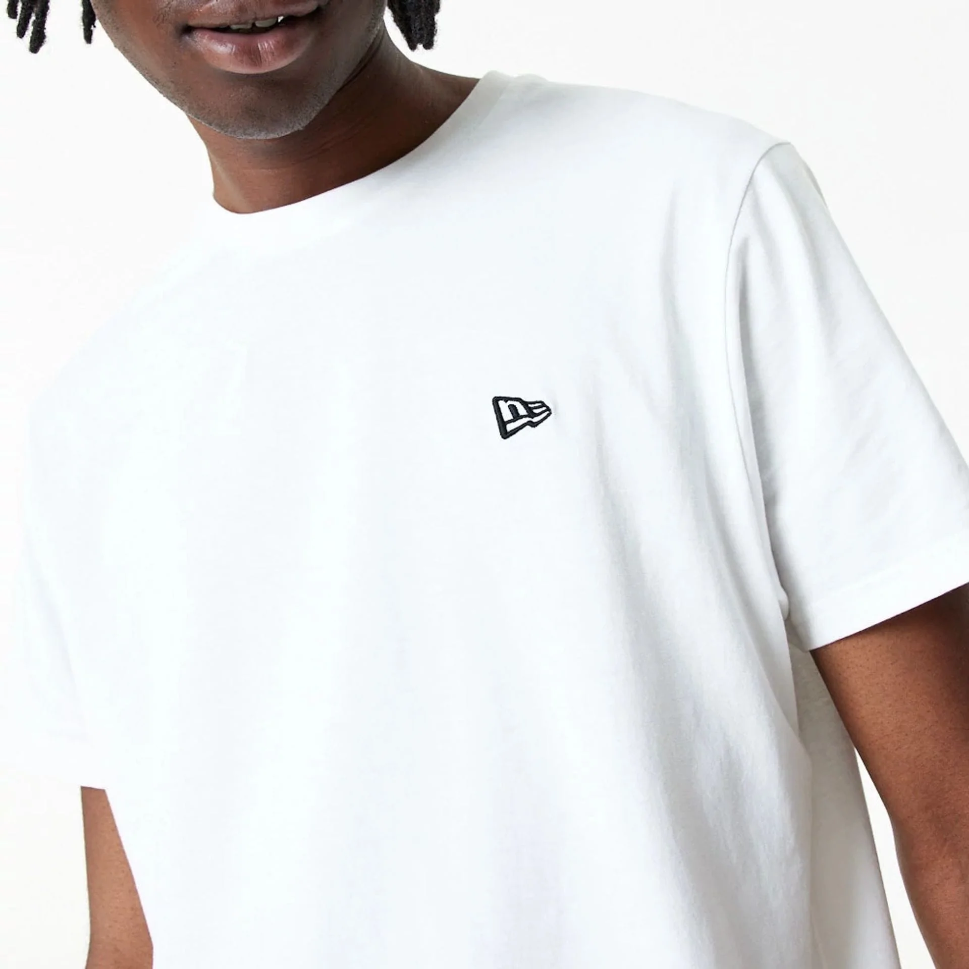 New Era Essential White T-Shirt - Image 2