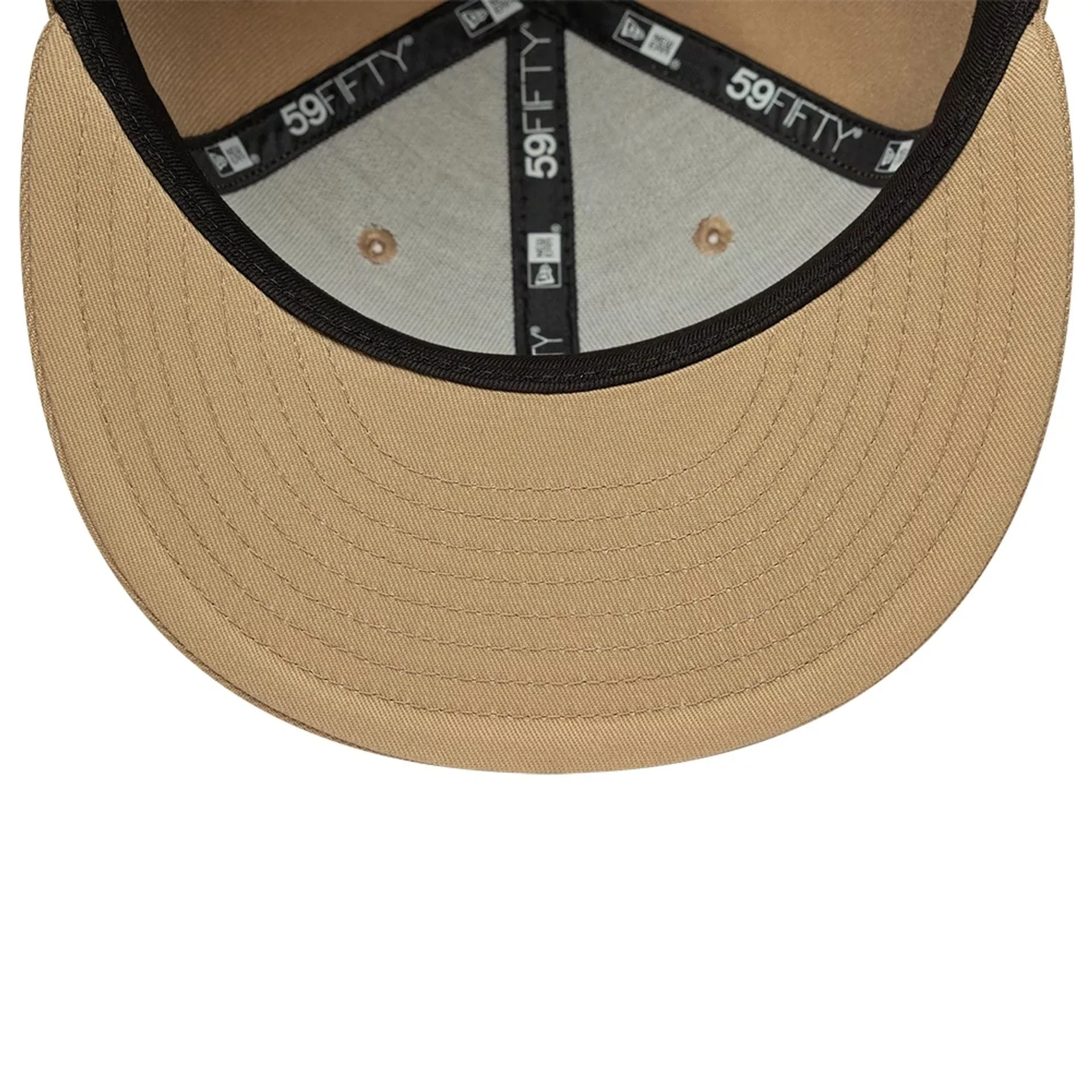 New York Yankees MLB League Essential Light Beige 59FIFTY Fitted Cap - Image 5