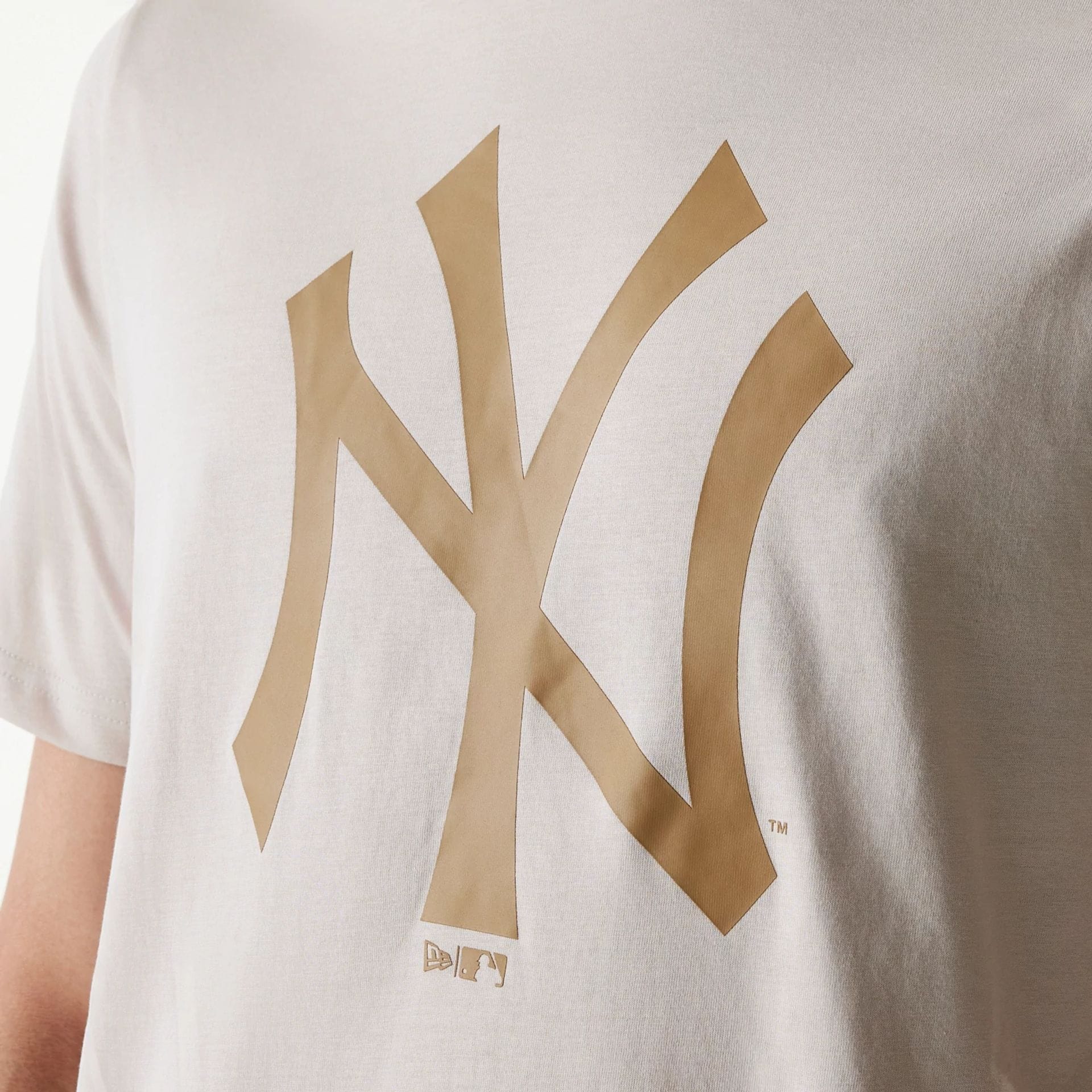New York Yankees MLB Regular Cream T-Shirt - Image 4