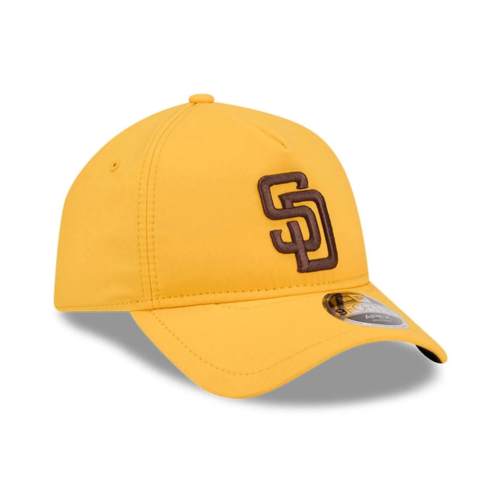 San Diego Padres MLB Quickstrike Yellow 9FORTY Apex Adjustable Cap - Image 4