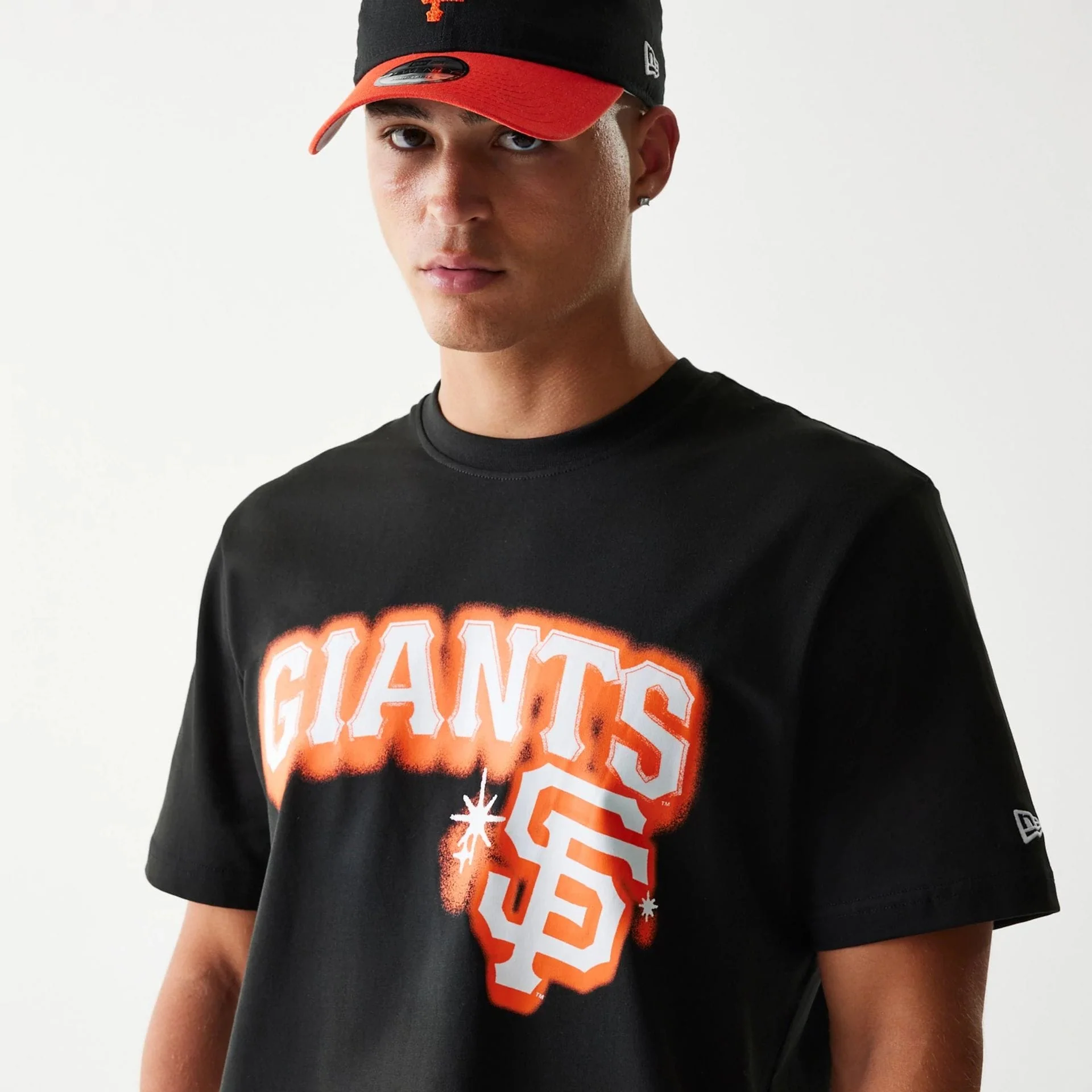 San Francisco Giants OVO x MLB Black T-Shirt - Image 4